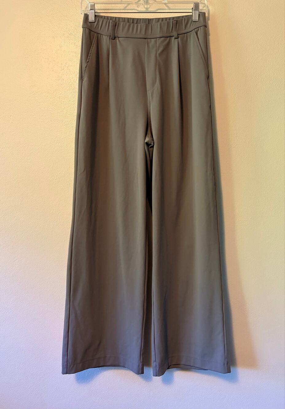 Halara Pants Women's Medium Pleated High Rise Wide Leg Trousers Gray